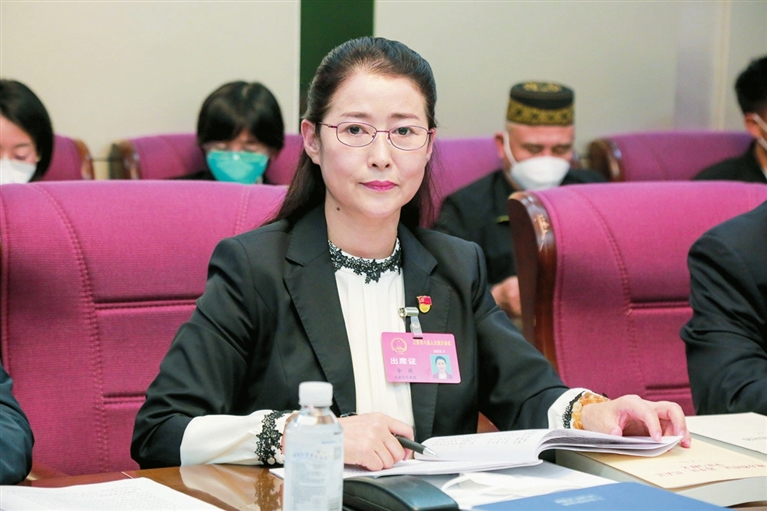 汇民智聚民意 在科技民生领域建言献策