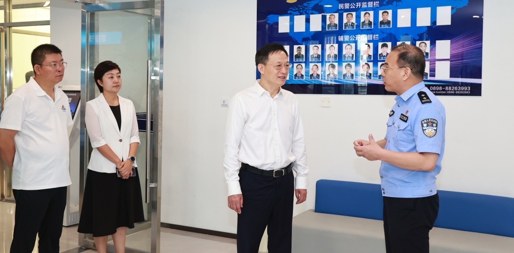 王祺扬调研开展深入贯彻中央八项规定精神学习教育暨优化营商环境建设工作